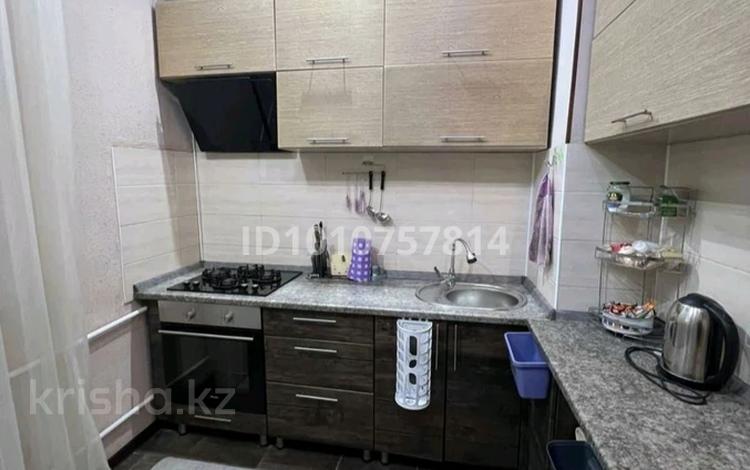 3-комнатная квартира · 64 м² · 2/4 этаж, Майкудук, Магнитогорская 16 — Дк за 16.5 млн ₸ в Караганде, Алихана Бокейханова р-н — фото 2