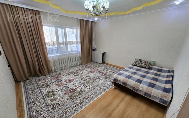 3-бөлмелі пәтер · 69 м² · 1/5 қабат, Есенберлина 6, бағасы: 30 млн ₸ в Жезказгане — фото 2