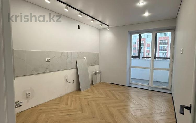 2-комнатная квартира · 58 м² · 5/9 этаж, Азербаев 20 — СРОЧНАЯ ПРОДАЖА!!! за ~ 35 млн ₸ в Астане, Сарайшык р-н — фото 9