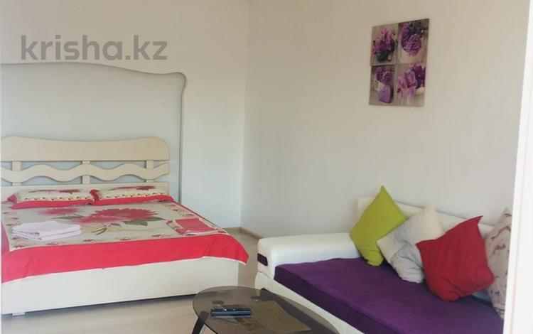 1-бөлмелі пәтер · 50 м² · 5/7 қабат, Аблай хана 74 — Гоголя, бағасы: 2 000 ₸ в Алматы, Алмалинский р-н — фото 2