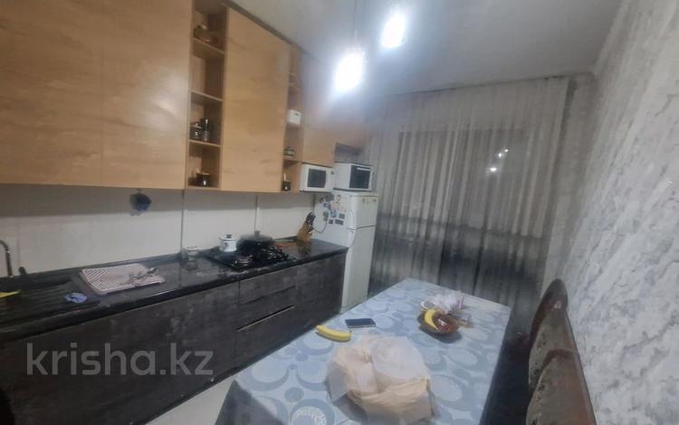 4-комнатная квартира · 77 м² · 2/5 этаж, мкр Айнабулак-2 48 за 75 млн ₸ в Алматы, Жетысуский р-н — фото 2