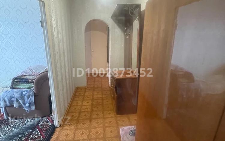 1-комнатная квартира · 42 м² · 7/10 этаж, мкр Юго-Восток, Мкр Гульдер 1 3 за 130 000 ₸ в Караганде, Казыбек би р-н — фото 2