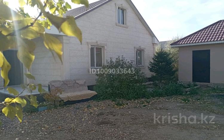 Жеке үй · 4 бөлме · 80 м² · 10 жүзд., Есет батыра 14, бағасы: 500 000 ₸ в Астане — фото 2