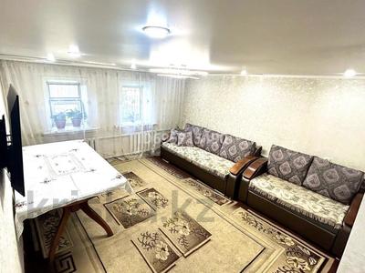 Жеке үй · 4 бөлме · 60 м² · 10 сот., Огородная 11 — Амбулаторная, бағасы: 12 млн 〒 в Семее