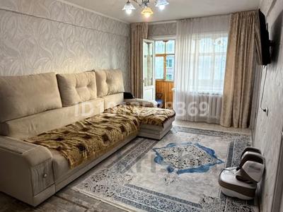 3-бөлмелі пәтер · 50 м² · 4/5 қабат, Абая 13/1, бағасы: 21 млн ₸ в Усть-Каменогорске, Ульбинский