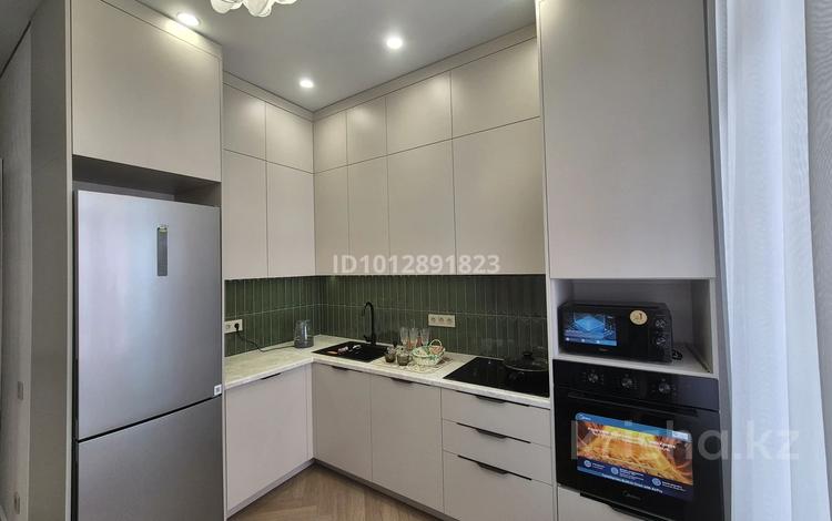 2-бөлмелі пәтер · 41 м² · 11/12 қабат, Тауелсиздик 25/1, бағасы: 300 000 ₸ в Астане, Алматы р-н — фото 2