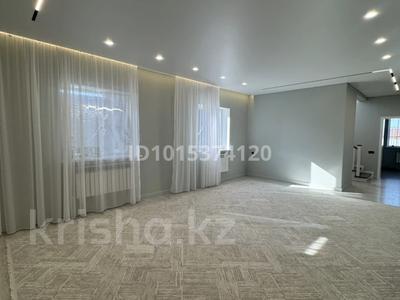 Отдельный дом · 5 комнат · 230 м² · 8 сот., Деркул, Затаевич 22 за 47 млн ₸ в Уральске