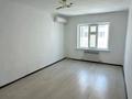 4-комнатная квартира · 100 м² · 4/6 этаж, улица Каллаур Акимова — На длительный срок за 130 000 ₸ в Таразе — фото 4