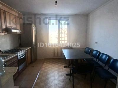2-комнатная квартира · 76 м² · 10/10 этаж, Набережная 86 — Набережная 86 дом за 140 000 ₸ в Актобе, мкр. Курмыш