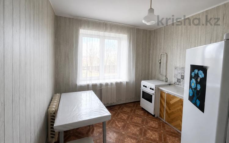 1-бөлмелі пәтер · 38 м² · 5/5 қабат, Назарбаева — Революция остановка, бағасы: 100 000 ₸ в Уральске — фото 2