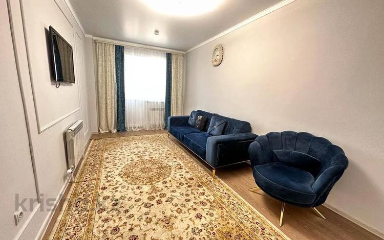 2-комнатная квартира, 40 м², 10/14 этаж, бектурова 17