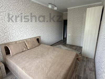 2-комнатная квартира · 71 м² · 4/6 этаж, Сергей Тюленина 6 за 15 000 ₸ в Уральске