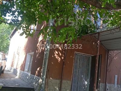 Отдельный дом · 5 комнат · 288 м², Айтиева 155 — Жд больница за 150 000 〒 в Таразе
