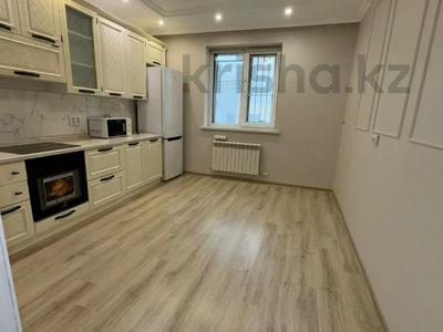 2-комнатная квартира, 59.5 м², 10/12 этаж, Абикен Бектуров 3/1 за 34.9 млн 〒 в Астане