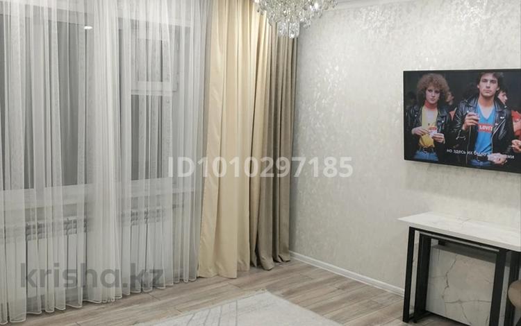 4-бөлмелі пәтер · 81 м² · 1/9 қабат, Утепбаева 50 в 1, бағасы: 35 млн ₸ в Семее — фото 2