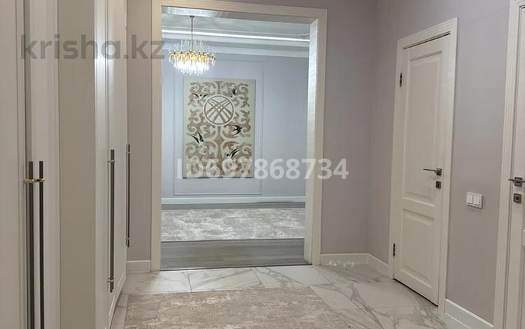 Жеке үй · 5 бөлме · 232 м² · 10 жүзд., Ж, бағасы: 80 млн ₸ в Актобе, жилой массив Рауан — фото 2