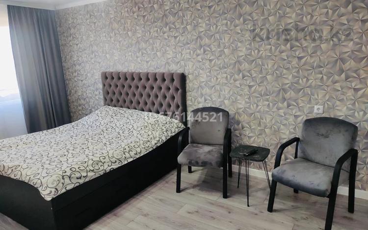 1-комнатная квартира, 30 м², 3/5 этаж, Муса жалиля 25 за 10.9 млн 〒 в Жезказгане — фото 2