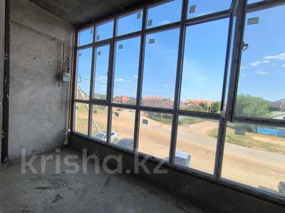 Продажа квартир в Западно-Казахстанской обл.: 2-комнатная квартира · 89.6 м² · 2/3 этаж, Бисена Жумагалиева 39 за 22.5 млн 〒 2-комнатная квартира · 89.6 м² · 2/3 этаж, Бисена Жумагалиева 39 за 22.5 млн 〒 в Уральске
