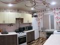 2-бөлмелі пәтер · 68 м² · 3/5 қабат, Улица Конаева, 33 — Магазин 777, бағасы: 4 млн ₸ в Жезкент — фото 2
