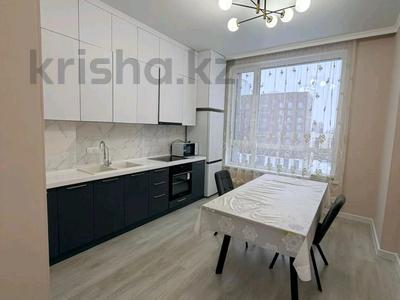 2-комнатная квартира · 68 м² · 13 этаж, Аль-Фараби 9 за 300 000 〒 в Астане, Есильский р-н