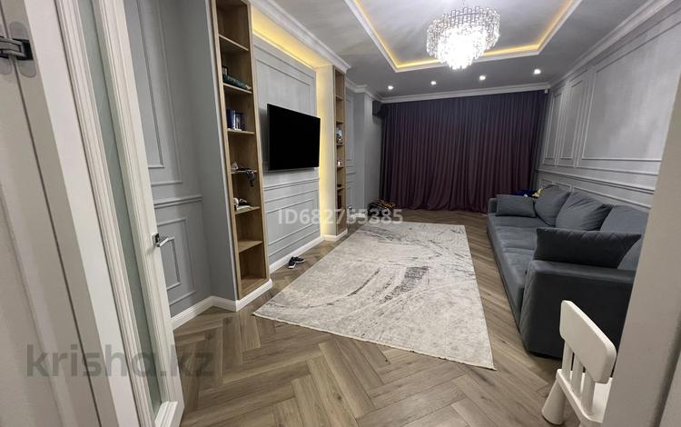 3-комнатная квартира, 124 м², 5/8 этаж, Розыбакиева 320 за 149 млн 〒 в Алматы, Бостандыкский р-н — фото 2