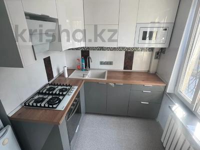 3-комнатная квартира, 60 м², 2/5 этаж, мкр Орбита-2 за 38.5 млн 〒 в Алматы, Бостандыкский р-н