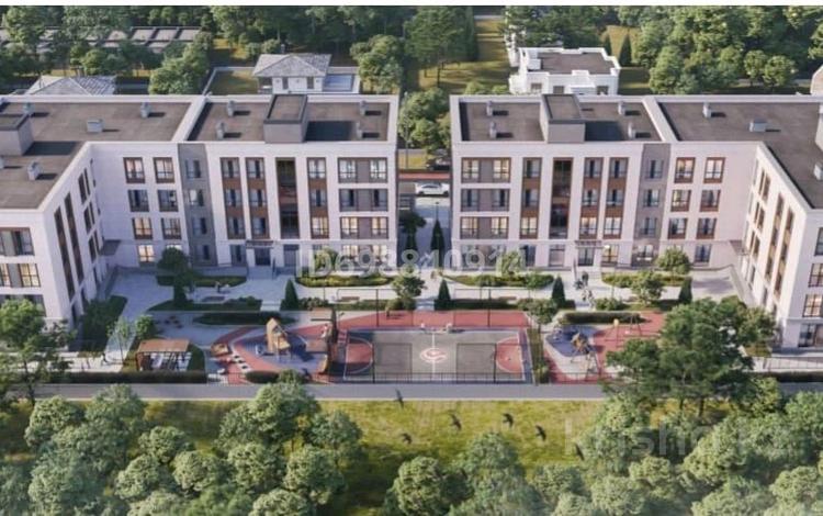 3-комнатная квартира · 96 м² · 3/4 этаж, мкр Михайловка , Мукатая Жанибекова 122 за 38.5 млн 〒 в Караганде, Казыбек би р-н — фото 2