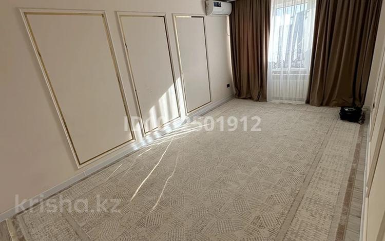 3-бөлмелі пәтер · 65 м² · 4/5 қабат, авангард 2 мкр 22 — Авангард 2 мкр., бағасы: 23 млн ₸ в Атырау, мкр Авангард-2 — фото 2