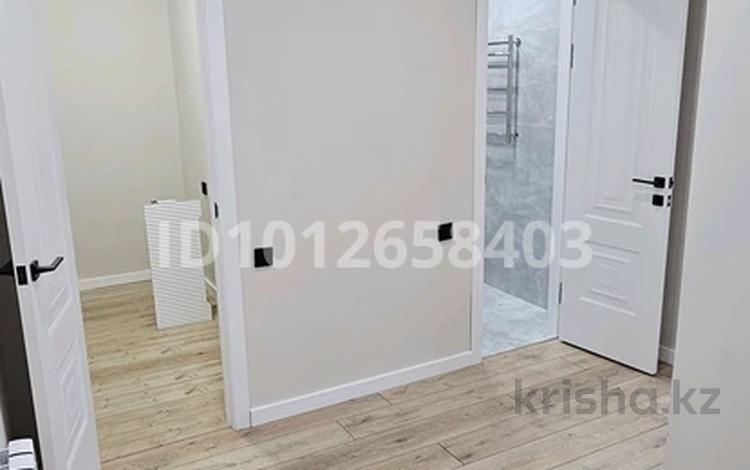 2-комнатная квартира · 60 м² · 3/5 этаж, Майкудук, Майкудук, мкр Голубые пруды 9/3 за 230 000 ₸ в Караганде, Алихана Бокейханова р-н — фото 2