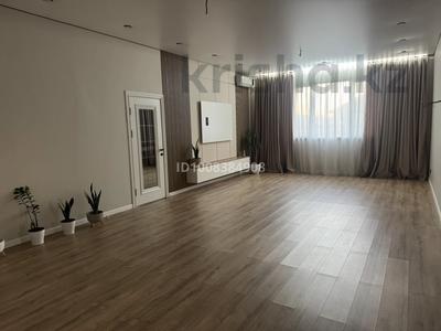 Жеке үй · 6 бөлме · 300 м² · 8 жүзд., Сарыағаш — Мақатаев, бағасы: 55 млн ₸ в Боралдае (Бурундай)