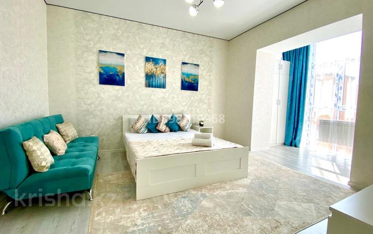 1-комнатная квартира · 40 м², мкр. Алтын орда 2А за 2 000 〒 в Актобе — фото 2