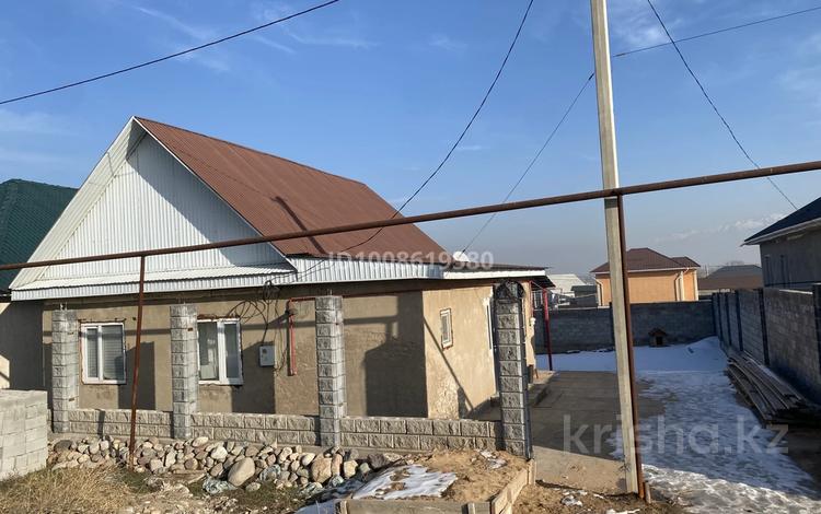 Отдельный дом · 3 комнаты · 70 м² · 0.4 сот., Мәңгілік ел 2а — Магазин Рахмет за 28 млн ₸ в Кемертогане — фото 2