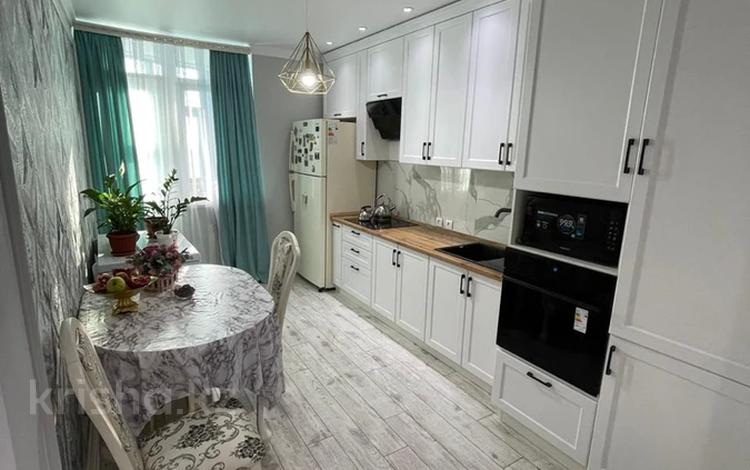2-бөлмелі пәтер · 69 м² · 18/25 қабат, мкр 11, бағасы: 23.5 млн ₸ в Актобе — фото 2