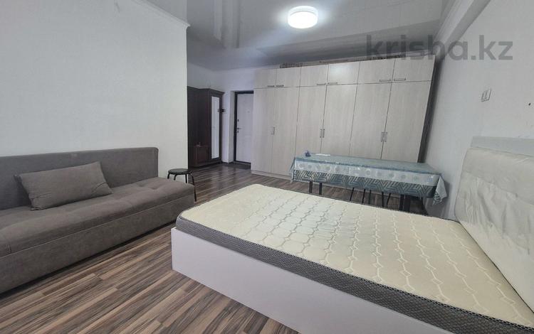 1-комнатная квартира · 44 м² · 5/10 этаж, Жунисова 4/1-18 за 200 000 ₸ в Алматы, Наурызбайский р-н — фото 14
