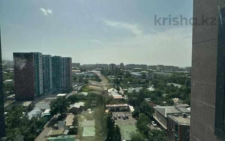 3-комнатная квартира · 128 м² · 12/18 этаж, Жарокова шикарный вариант — Вид на горный массив , и НА БОТОНИЧЕСКИЙ САД за 105 млн ₸ в Алматы, Бостандыкский р-н — фото 5