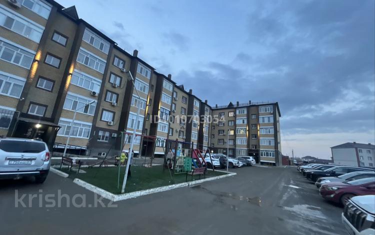 2-бөлмелі пәтер · 80 м² · 1/5 қабат, мкр Жана Орда, Алаш 4, бағасы: 27 млн ₸ в Уральске — фото 2