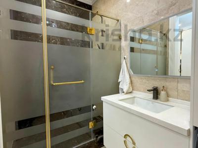 4-бөлмелі пәтер · 200 м² · 4/5 қабат, Каратал 45/1, бағасы: 140 млн ₸ в Талдыкоргане