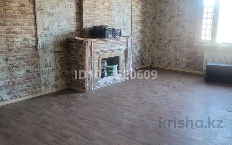 2-комнатная квартира · 58 м² · 5/5 этаж, Челюскина 17/2 за 9.5 млн ₸ в Усть-Каменогорске — фото 2