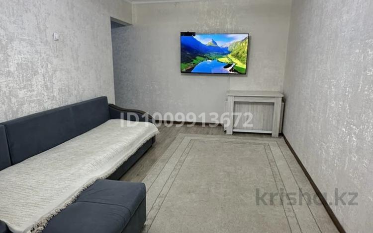 2-бөлмелі пәтер · 44.4 м² · 2/5 қабат, Майкудук, 17й микрорайон 43 — Маг.Волна, бағасы: 15.5 млн ₸ в Караганде, Алихана Бокейханова р-н — фото 2