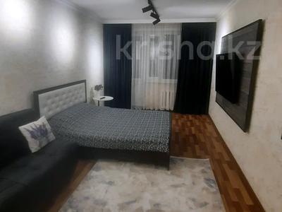 1-комнатная квартира · 38 м² · 4/5 этаж, 40 лет победы 44/3 — Нур отан за 10 000 〒 в Шахтинске