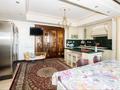 6-комнатная квартира, 300 м², 2/4 этаж, Таттимбета за 230 млн 〒 в Алматы, Медеуский р-н — фото 2