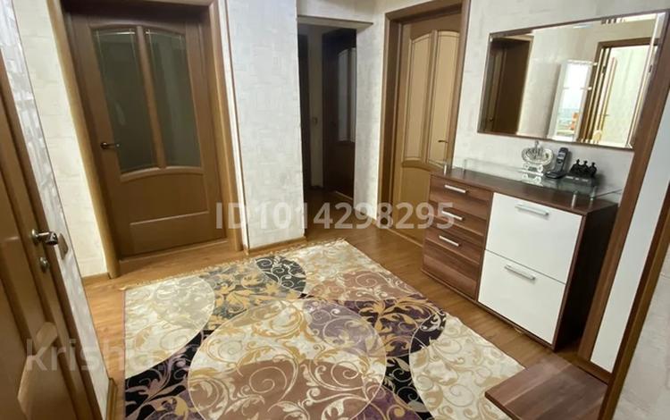3-комнатная квартира · 77 м² · 4/9 этаж, мкр Мамыр-4 304 — Мамыр-4, между саина и момышулы за 400 000 ₸ в Алматы, Ауэзовский р-н — фото 2