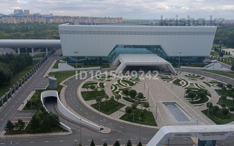3-бөлмелі пәтер · 80 м² · 10/10 қабат, Бокехан 8 — Керей, бағасы: 350 000 ₸ в Астане — фото 2