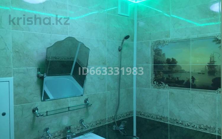 3-комнатная квартира · 57.4 м² · 4/10 этаж, проспект Строителей 13 за 25 млн ₸ в Караганде, Казыбек би р-н — фото 2