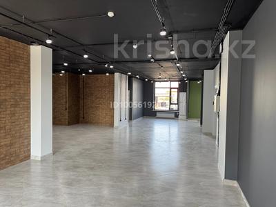 Магазины и бутики · 169 м² за 120 млн 〒 в Таразе