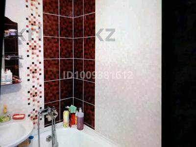 1-бөлмелі пәтер · 32 м² · 4/5 қабат, Пришахтинск, Пришахтинск, 21й микрорайон, бағасы: 8.9 млн 〒 в Караганде, Алихана Бокейханова р-н