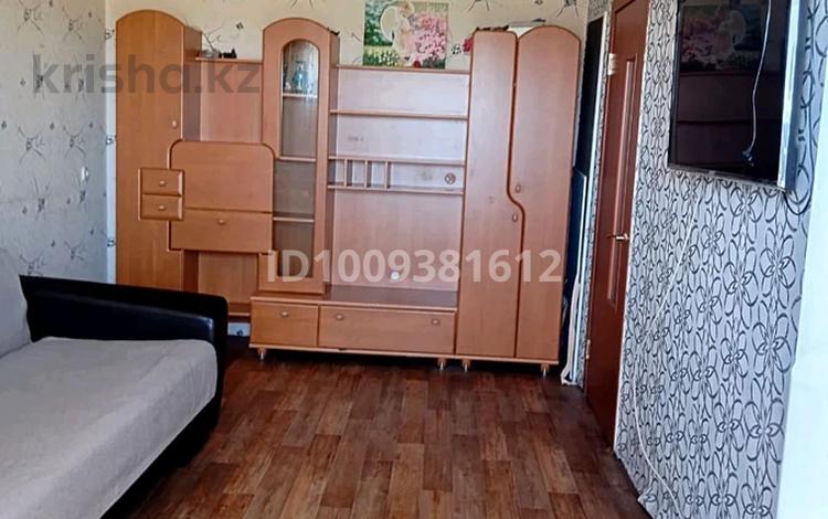 1-бөлмелі пәтер · 32 м² · 4/5 қабат, Пришахтинск, Пришахтинск, 21й микрорайон 9, бағасы: 8 млн ₸ в Караганде, Алихана Бокейханова р-н — фото 6