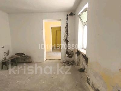 Офисы, склады · 200 м² за 300 000 ₸ в Шымкенте, Аль-Фарабийский р-н