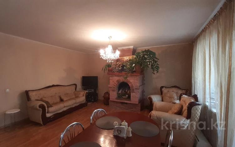 3-бөлмелі пәтер · 74 м² · 2/5 қабат, Театральная, бағасы: 29 млн ₸ в Петропавловске — фото 16