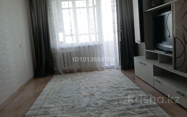 1-комнатная квартира · 34.5 м² · 4/5 этаж, Жастар 23 за 130 000 ₸ в Усть-Каменогорске — фото 2